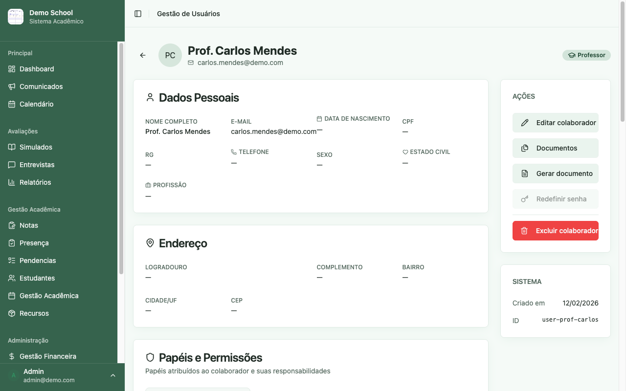 Perfil de um professor com dados pessoais e ações disponíveis